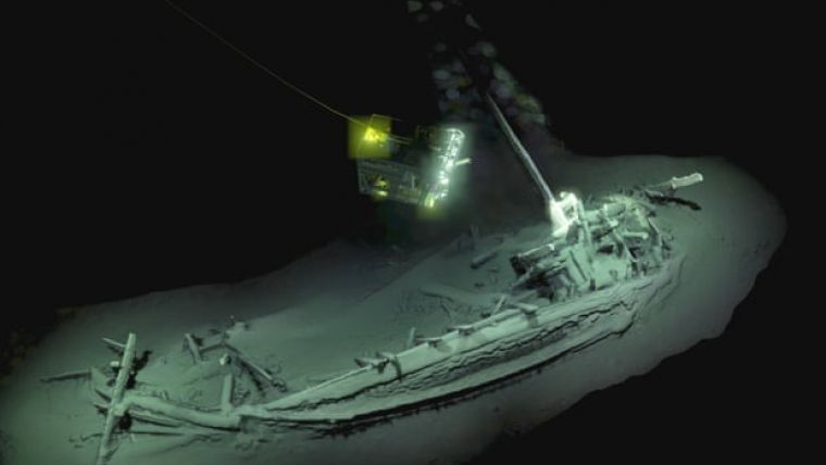 Ancient preserved shipwreck in Black Sea context